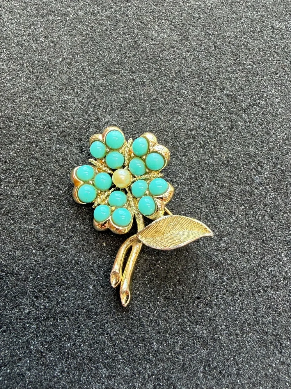 Vintage Sarah Coventry Flower Brooch